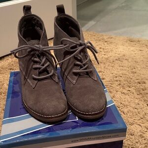 White Mountain Women’s Boots in Taupe